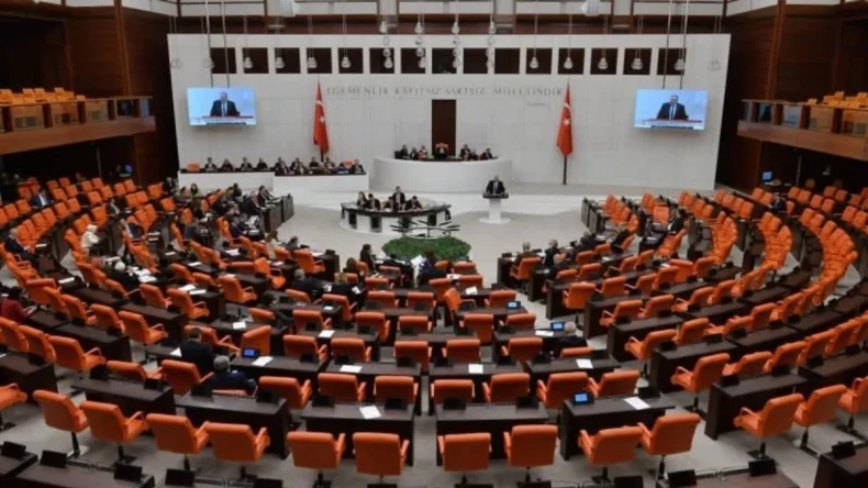 Türkiye Adalet Akademisi Kanunu Teklifi, TBMM Adalet Komisyonunda kabul edildi