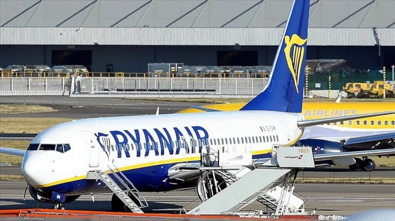 Ryanair’i ucuz bilet politikası vurdu