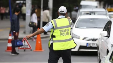 Trafikte bunları yapan sürücülere hapis cezası geliyor