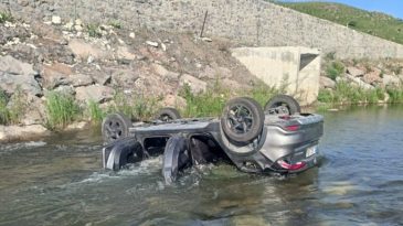 Erzurum’da otomobil dereye uçtu: 3 kişi öldü