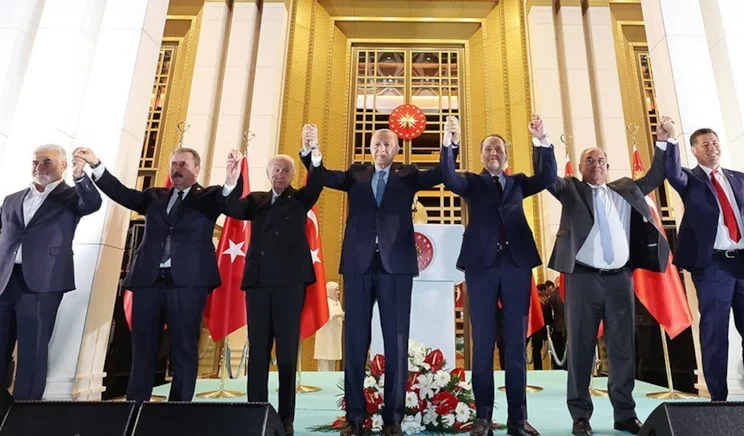 MHP ve AKP’den bayramlaşma kararı