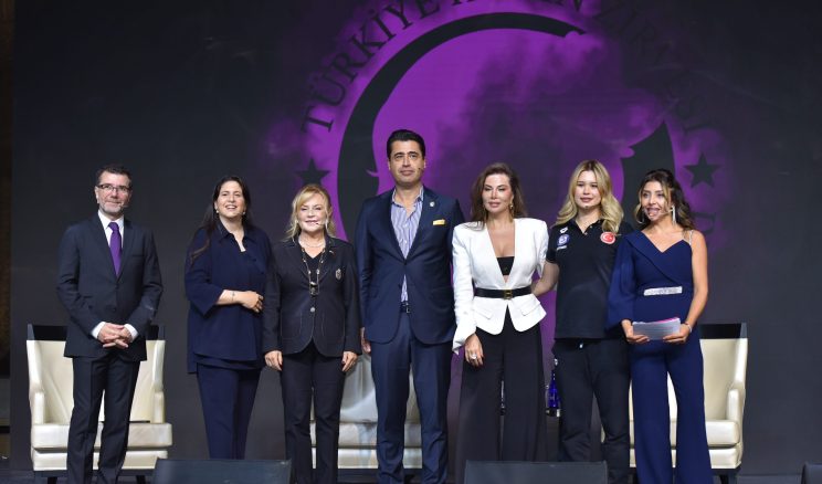 İlham veren kadınlar, 2. Türkiye Kadın Zirvesi’nde buluştu!