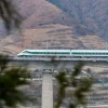 Çin’de test treni işçilere çarptı: 11 ölü