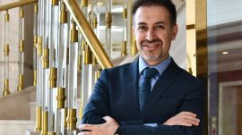 “Bilimin Işığında, İnsana Dokunan Cerrahi: Doç. Dr. Çetin Altunal Anlatıyor:”